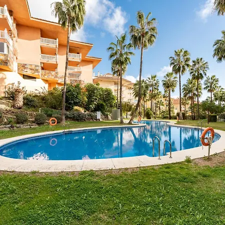 Malagasuite Higueron Sport Club&pool * Fuengirola