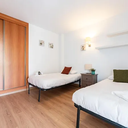Malagasuite Higueron Sport Club&pool Apartment *